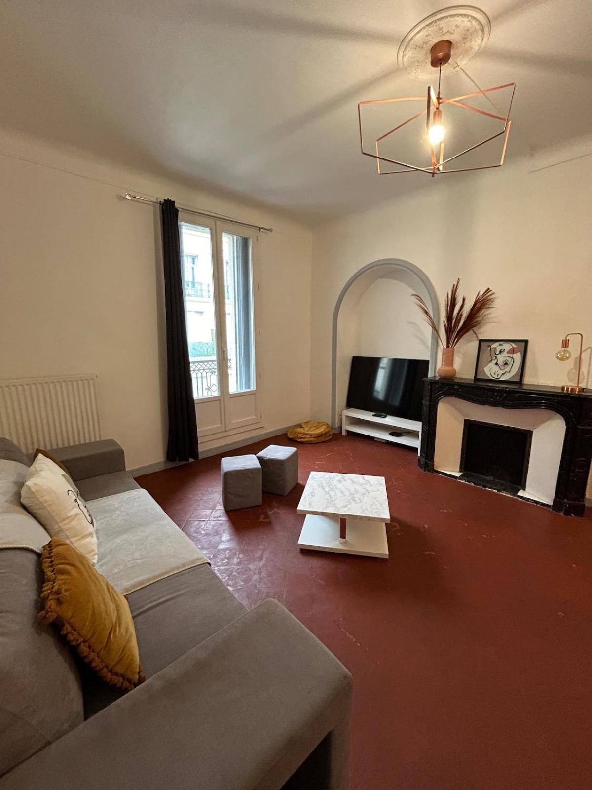 Grand Appartement De 100M2 -Allee Paul Riquet Beziers - 4Chambres - Wifi- Tv Connectee المظهر الخارجي الصورة